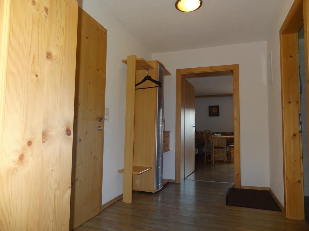 Landhaus Rauth Apartment Leutasch Phòng bức ảnh